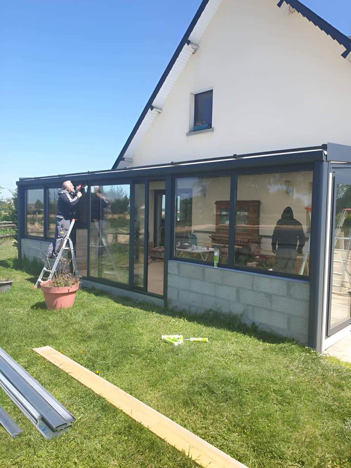 Pose de porte d'entrée Normandie