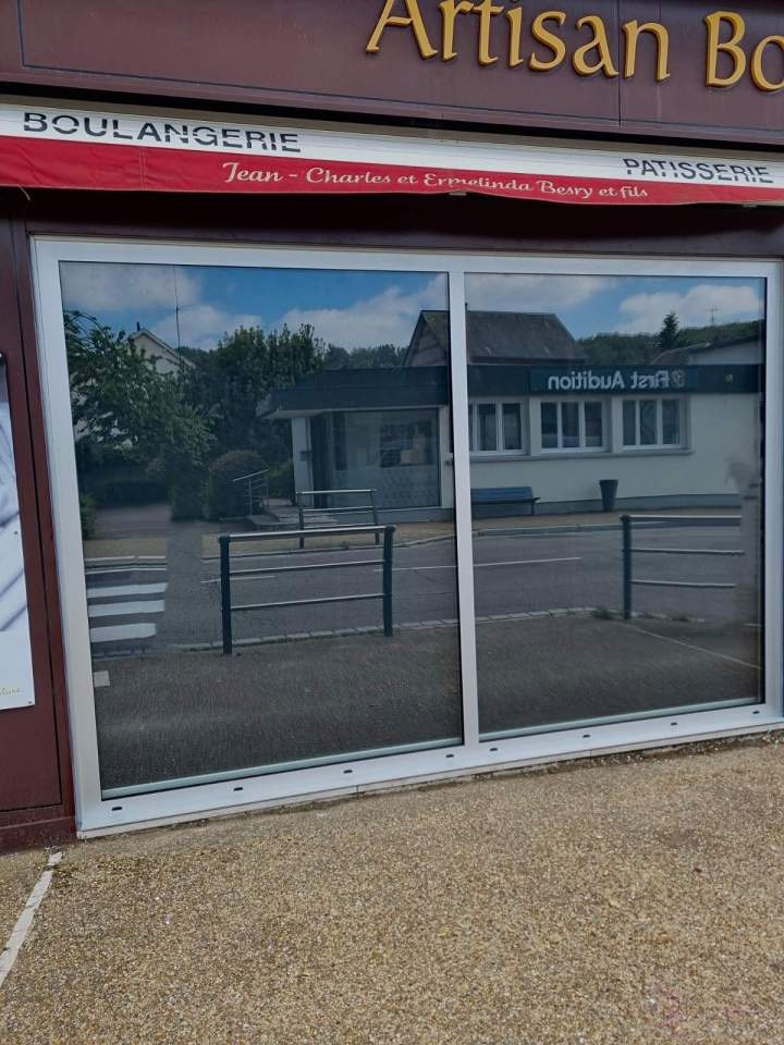 vitrine Besry Après 